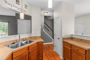532 Rockbridge Dr, Kernersville, NC 27284 - Photo 9