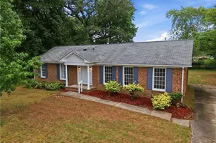 2402 Revolan Ct, Greensboro, NC 27407 - Photo 39