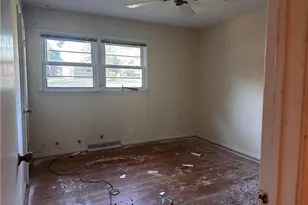 3708 Whitfield Ct, Winston-Salem, NC 27105 - Photo 11