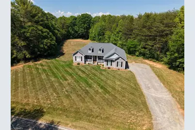 552 Tom Hunter Road, Pilot Mountain, NC 27041 - Photo 5