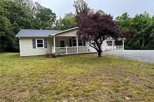 6126 Ridge Rd, Tobaccoville, NC 27050 - Photo 9