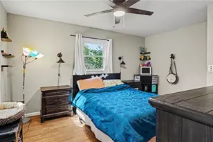 611 Candlewood Dr, Greensboro, NC 27403 - Photo 15