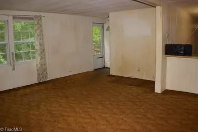 232 Chateau Forest Drive, Clemmons, NC 27012 - Photo 5