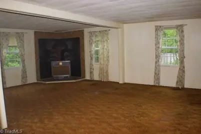 232 Chateau Forest Drive, Clemmons, NC 27012 - Photo 3