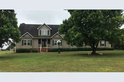 2034 Waterford Pointe Road, Lexington, NC 27292 - Photo 1