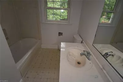 4340 Spenway Place, Winston-Salem, NC 27106 - Photo 13
