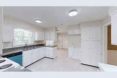 1711 Scarborough Road, High Point, NC 27265 - Photo 11