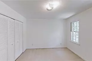 1711 Scarborough Rd, High Point, NC 27265 - Photo 23