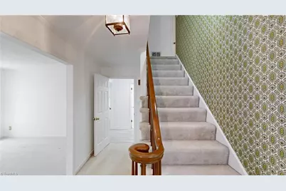 1711 Scarborough Road, High Point, NC 27265 - Photo 15