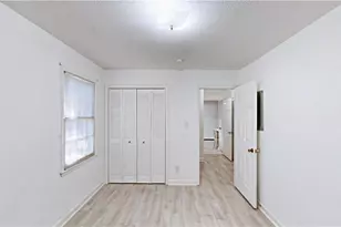 1711 Scarborough Rd, High Point, NC 27265 - Photo 19