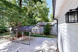 1711 Scarborough Rd, High Point, NC 27265 - Photo 9