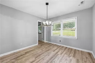 5404 N Oaks Dr, Greensboro, NC 27455 - Photo 9