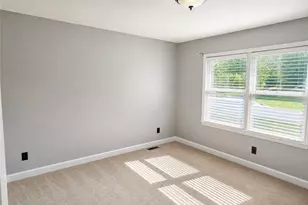 5404 N Oaks Dr, Greensboro, NC 27455 - Photo 23