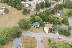 5404 N Oaks Dr, Greensboro, NC 27455 - Photo 35