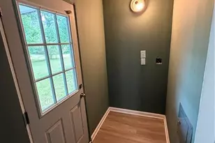 204 Blackstock St, Eden, NC 27288 - Photo 5