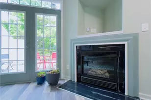 5811 Fox Point Cir, Winston-Salem, NC 27104 - Photo 13