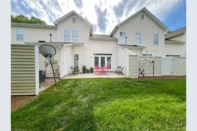 5811 Fox Point Circle, Winston-Salem, NC 27104 - Photo 3