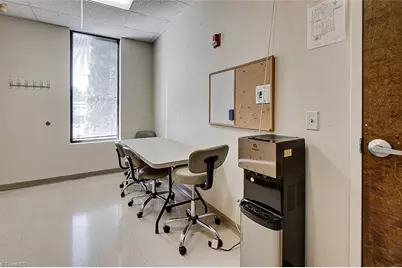 610 N Fayetteville Street #100, Asheboro, NC 27203 - Photo 23