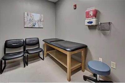 610 N Fayetteville Street #100, Asheboro, NC 27203 - Photo 11