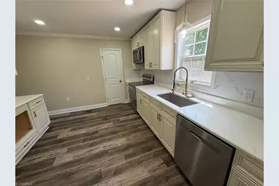 1226 Hoover Avenue, High Point, NC 27260 - Photo 7