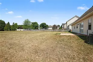 698 Retford Park Ln, Kernersville, NC 27284 - Photo 23
