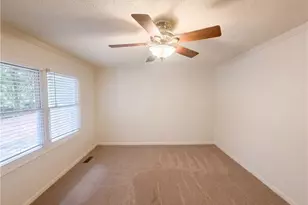 5421 Pine Level Dr, Browns Summit, NC 27214 - Photo 7