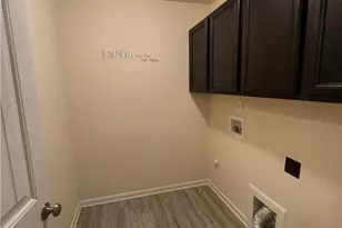 1950 Glenkirk Dr, Burlington, NC 27215 - Photo 19