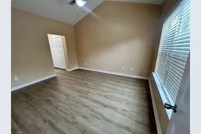 312 Robyns Glen Circle, Greensboro, NC 27409 - Photo 19