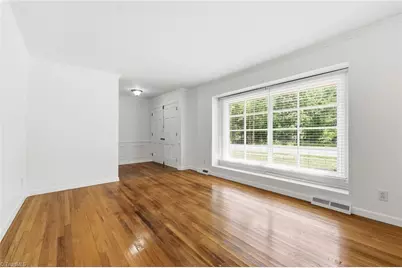1606 W Cone Boulevard, Greensboro, NC 27408 - Photo 11