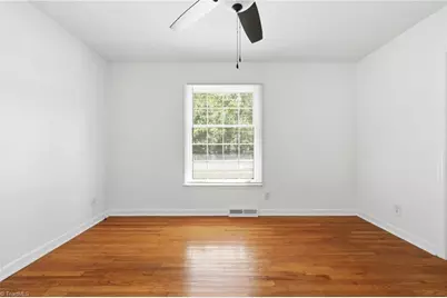 1606 W Cone Boulevard, Greensboro, NC 27408 - Photo 35