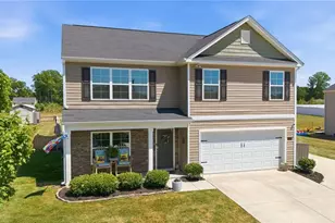 1276 Hickory Point Dr, Lexington, NC 27292 - Photo 3