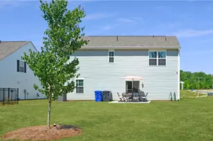1767 Mallard Dr, Kernersville, NC 27284 - Photo 3