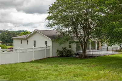 442 Moretz Court, Hickory, NC 28601 - Photo 25