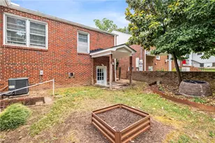 110 Mayflower Dr, Greensboro, NC 27403 - Photo 41