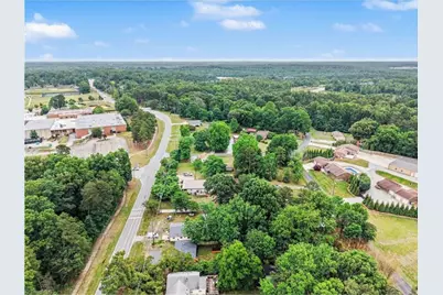 4312 Vickrey Chapel Road N, Jamestown, NC 27282 - Photo 21