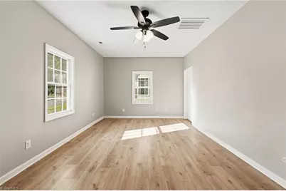 1805 Center Street SE, Winston-Salem, NC 27127 - Photo 5
