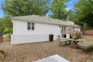 702 Westminster Dr, Greensboro, NC 27410 - Photo 37