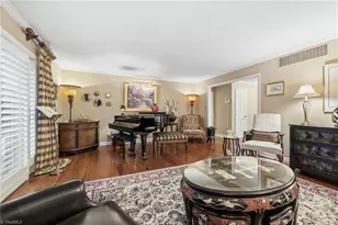 702 Westminster Dr, Greensboro, NC 27410 - Photo 11