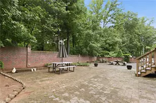 702 Westminster Dr, Greensboro, NC 27410 - Photo 39