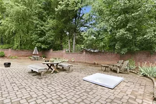 702 Westminster Dr, Greensboro, NC 27410 - Photo 37