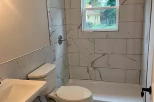 907 Dayton Ave, High Point, NC 27262 - Photo 5
