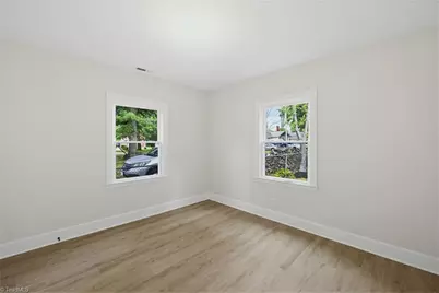 907 Dayton Avenue, High Point, NC 27262 - Photo 21