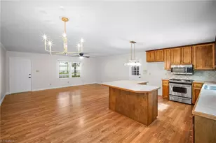 1821 Youngs Mill Rd, Greensboro, NC 27406 - Photo 17