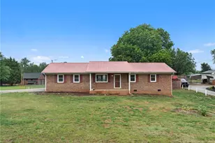 6754 Rosewood Dr, Trinity, NC 27370 - Photo 3