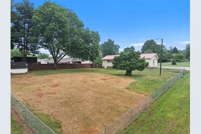 6754 Rosewood Drive, Trinity, NC 27370 - Photo 9
