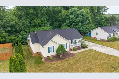 1302 Durham Meadows Drive, Burlington, NC 27217 - Photo 7