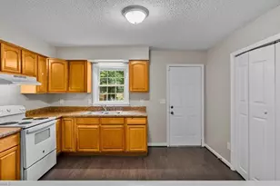 1307 Pearson St, Greensboro, NC 27406 - Photo 9