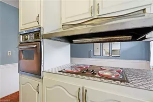2040 Glovenia Dr, Winston-Salem, NC 27127 - Photo 11