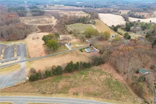 1885 Old Mountain Rd, Statesville, NC 28677 - Photo 3