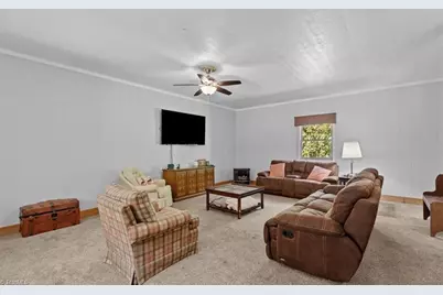 2244 N Asheboro School Road, Asheboro, NC 27203 - Photo 9
